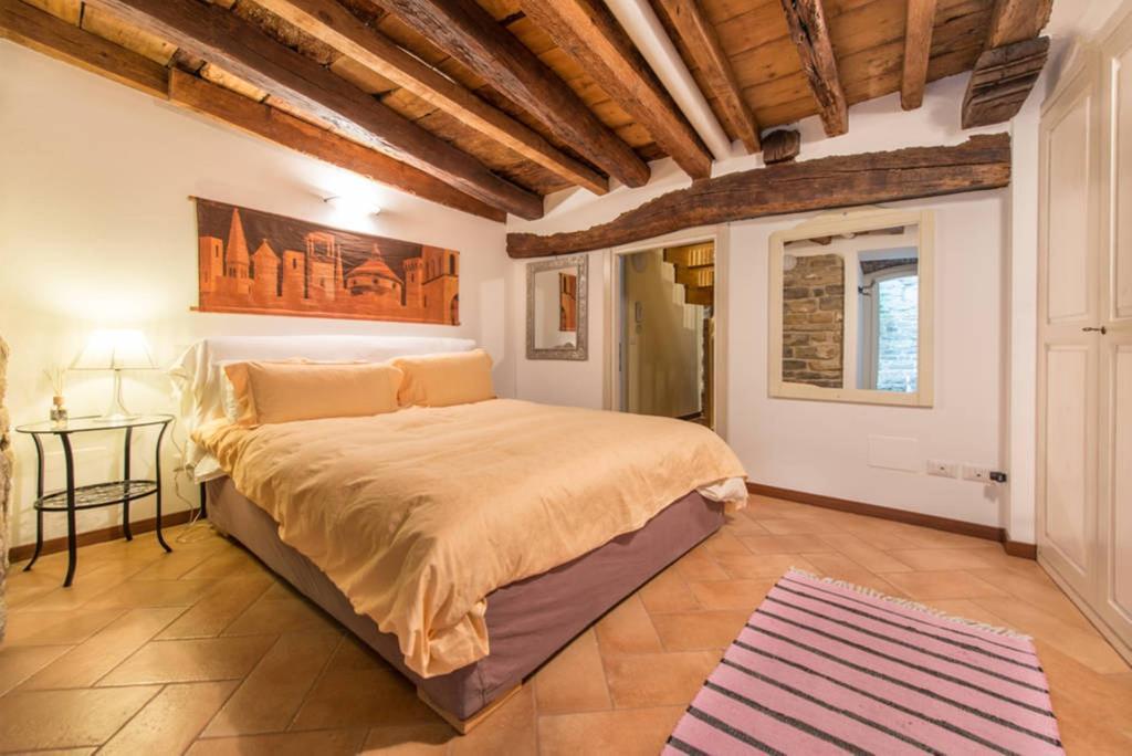 Porta Dipinta House Bergamo Alta 아파트 객실 사진