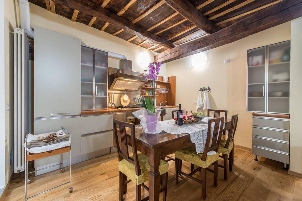 Porta Dipinta House Bergamo Alta 아파트 객실 사진